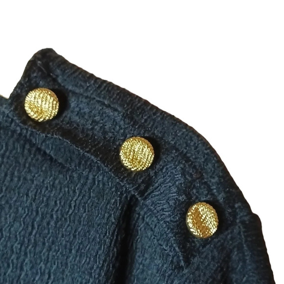 New Lush crinkle textured long sleeve top with gold accent buttons sz S - Picture 2 of 9